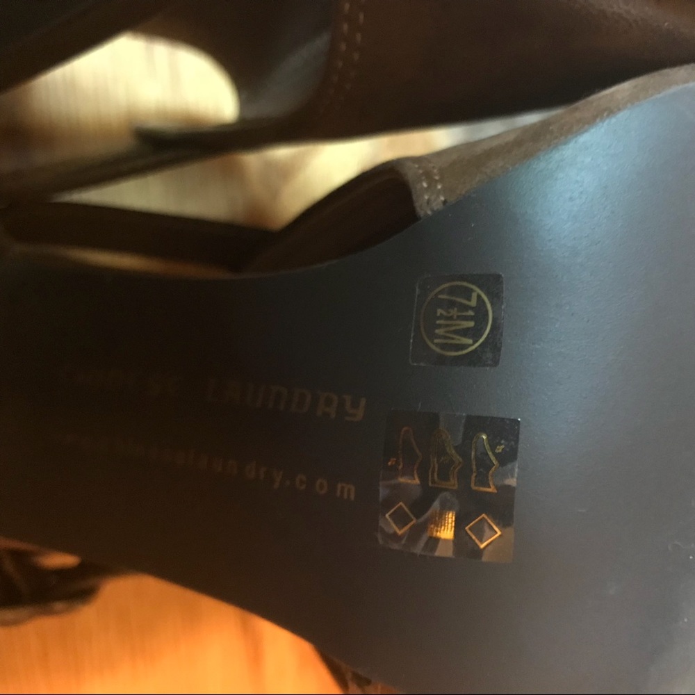 🎉HP🎉 NWOT Chinese Laundry Peep Toe Booties 7 1/2 - Picture 8 of 8